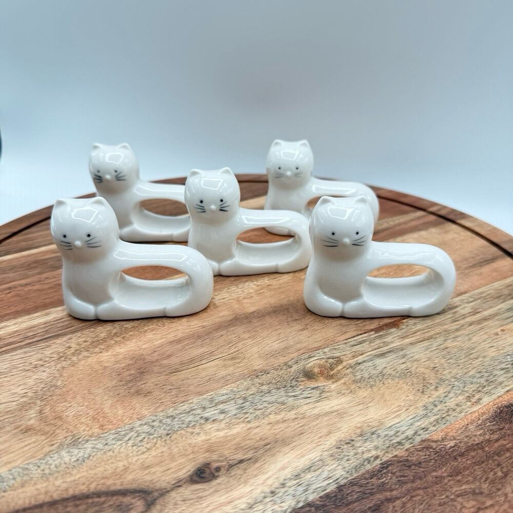 Abbott White 1980s Ceramic Cat Napkin Rings Set of 5 Smooth Solid Made in Taiwan
